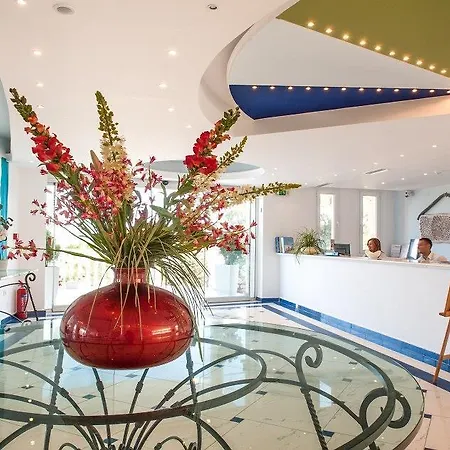 Belvedere Gerakas Luxury Hotel 4*