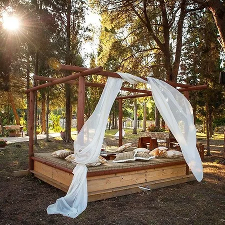 Belvedere Gerakas Luxury 4* Vasilikí