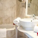 Belvedere Gerakas Luxury Отель
