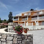 Belvedere Gerakas Luxury 4*