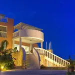 Belvedere Gerakas Luxury 4*