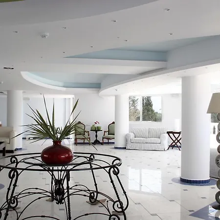 Belvedere Gerakas Luxury Hotell