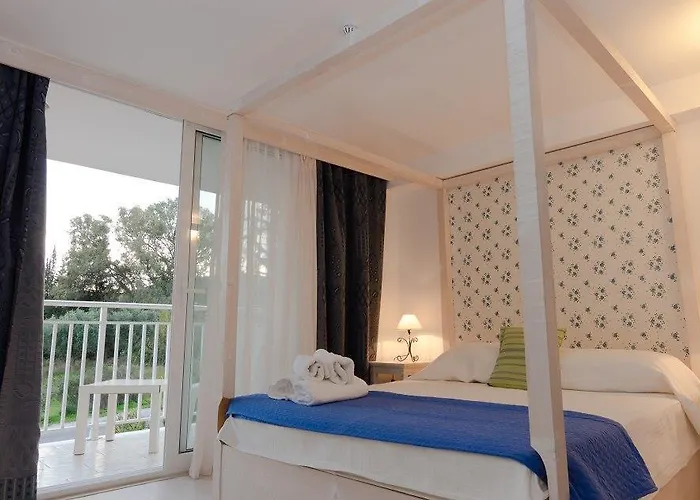 Belvedere Gerakas Luxury