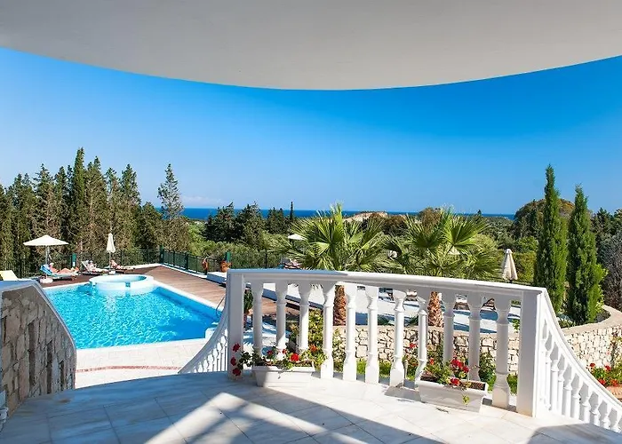 Belvedere Gerakas Luxury Hotel 4*